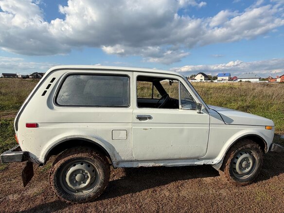 1983 Lada (ВАЗ) 2121 (4x4) I, белый, 87500 рублей - вид 1