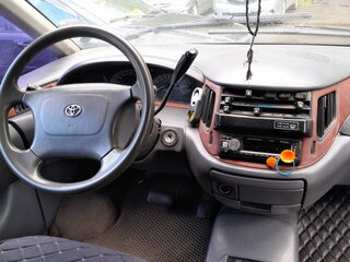 1991 Toyota Previa I (XR10, XR20), красный, 380000 рублей, вид 4