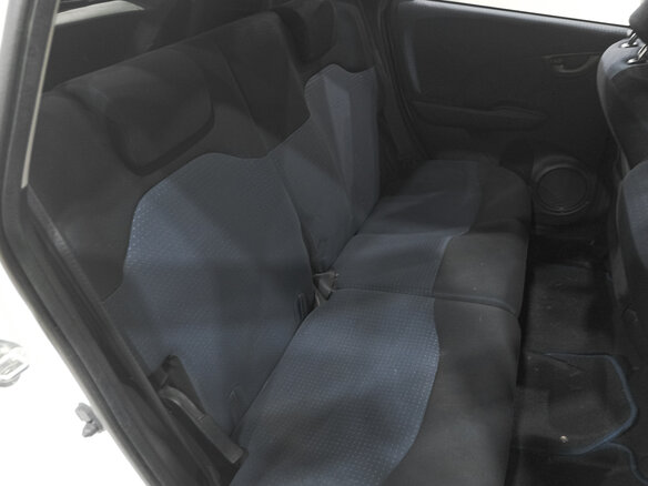 2010 Honda Fit II, белый - вид 19