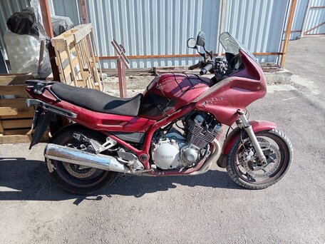 1997 Yamaha XJ900, красный, 249900 рублей, вид 1