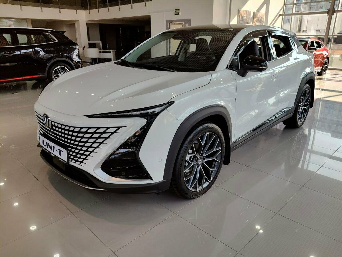 Открыть фотографии: Changan UNI-T I
