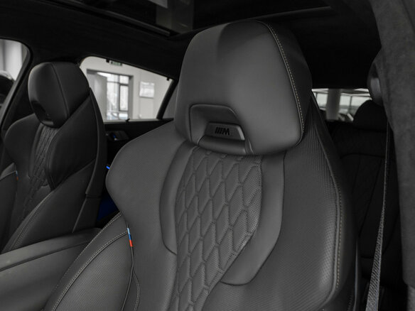 2024 BMW X6 M60i III (G06) Рестайлинг, серый, 17050000 рублей - вид 9