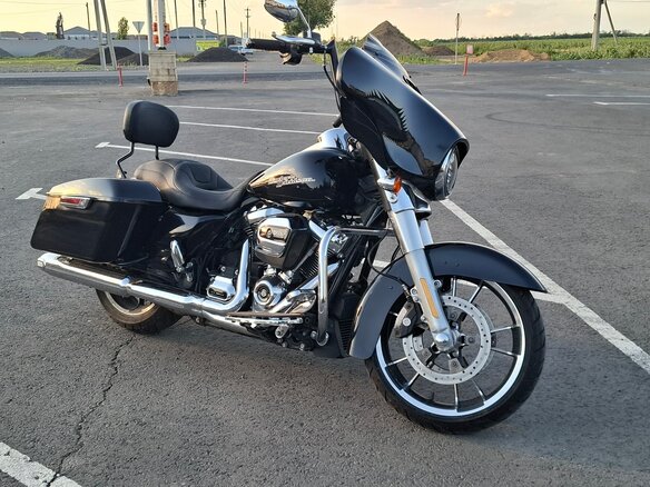 2020 Harley-Davidson Street Glide, чёрный, 1600000 рублей - вид 2