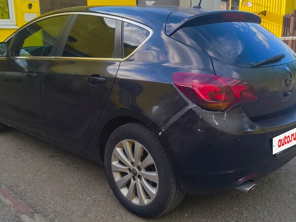 2011 Opel Astra J, чёрный - вид 4