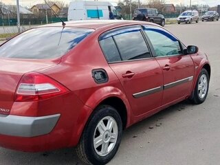 2006 Renault Megane II Рестайлинг, красный, 300000 рублей, вид 3