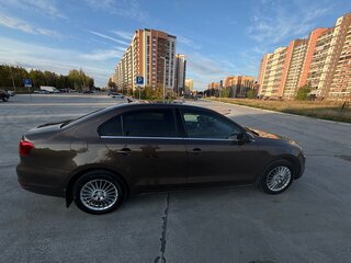 2012 Volkswagen Jetta VI, коричневый, 950000 рублей, вид 2