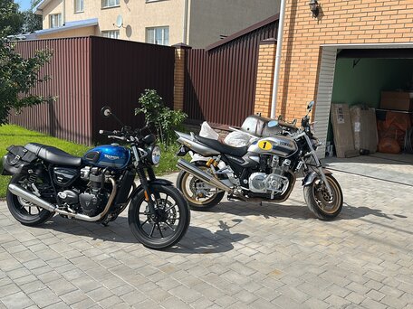 2021 Triumph Street Twin, синий, 1000000 рублей, вид 3