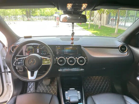 2023 Mercedes-Benz GLA 180 II (H247), белый, 1980099 рублей - вид 6