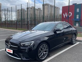 2020 Mercedes-Benz E-Класс 220 d V (W213, S213, C238) Рестайлинг, чёрный, 4250000 рублей, вид 3