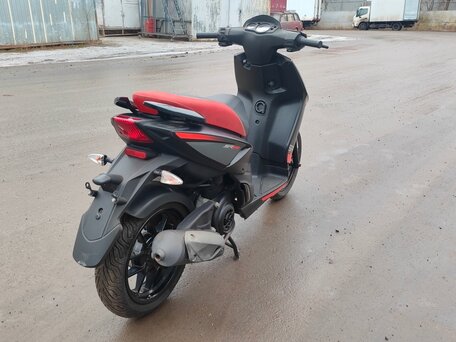 2018 Aprilia SR 125, чёрный, 199000 рублей, вид 5