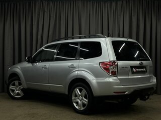 2011 Subaru Forester III Рестайлинг, серебристый, 1199900 рублей, вид 4