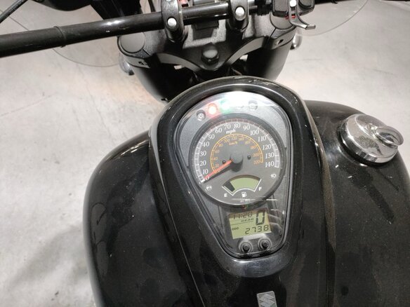 2017 Suzuki Boulevard C90, чёрный, 886000 рублей - вид 4