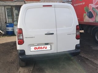2012 Peugeot Partner II Рестайлинг, белый, 430000 рублей, вид 3