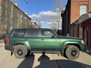 2004 Nissan Patrol V (Y61) Рестайлинг, зелёный, 3200000 рублей, вид 2