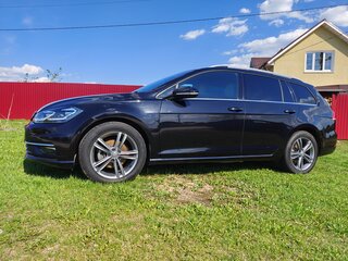 2019 Volkswagen Golf VII Рестайлинг, чёрный, 1850000 рублей, вид 4