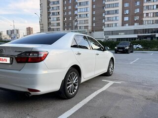 2016 Toyota Camry US Market VII (XV50) Рестайлинг, белый, 1900000 рублей, вид 4