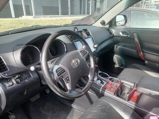 2011 Toyota Highlander II (XU40) Рестайлинг, чёрный, 1350000 рублей, вид 4