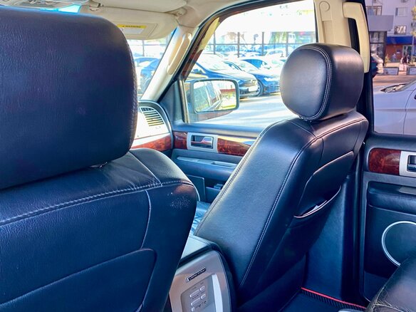 2003 Lincoln Navigator 4-speed II, чёрный, 1500000 рублей - вид 10