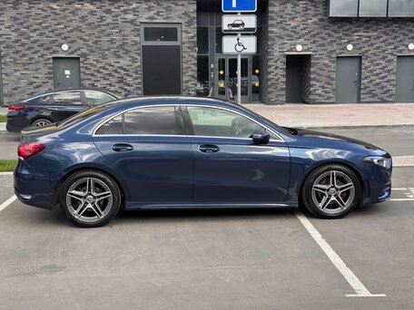 2021 Mercedes-Benz A-Класс 200 IV (W177), синий, 2595000 рублей, вид 4