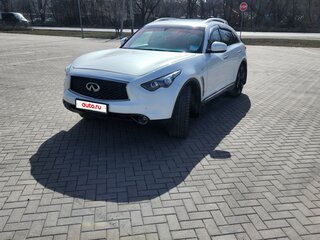 2010 Infiniti FX50 II (S51), белый, 2100000 рублей, вид 1