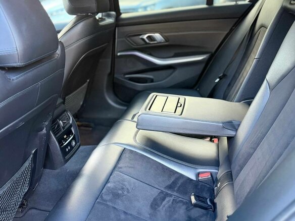 2019 BMW 3 серии 330i VII (G2x), чёрный, 3985000 рублей - вид 25