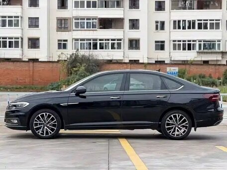 2023 Volkswagen Lavida III Рестайлинг, чёрный, 1410000 рублей, вид 3