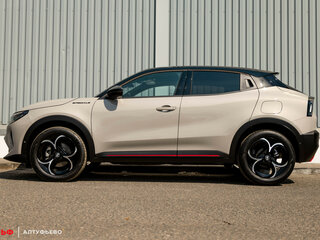2025 Alfa Romeo Junior, серый, 4990000 рублей, вид 3