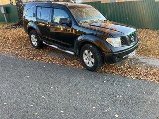 2006 Nissan Pathfinder III, чёрный, 600000 рублей, вид 3