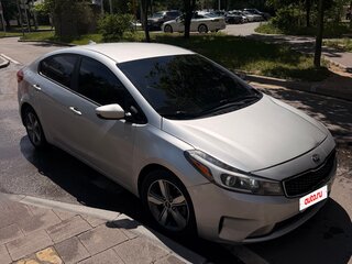 2017 Kia Forte II Рестайлинг, серый, 900000 рублей, вид 4