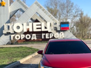 2012 Toyota Camry US Market VII (XV50), красный, 1700000 рублей, вид 1