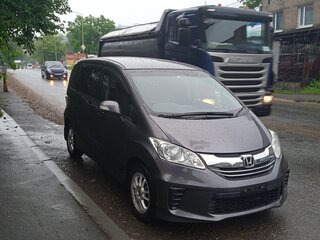 2014 Honda Freed I Рестайлинг 2, серый, 1050000 рублей, вид 2