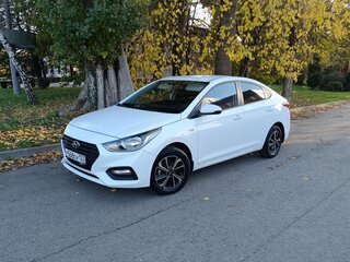 2018 Hyundai Solaris II, белый, 1355000 рублей, вид 1