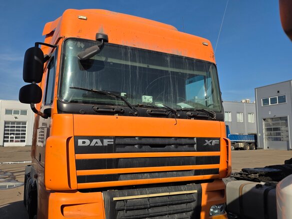 2012 DAF XF 105, оранжевый, 1990000 рублей - вид 16