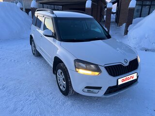 2014 Skoda Yeti I Рестайлинг, белый, 800000 рублей, вид 4
