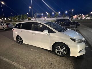2013 Toyota Wish II Рестайлинг, белый, 1620000 рублей, вид 2