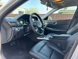 2011 Mercedes-Benz E-Класс 200 5G-Tronic IV (W212, S212, C207), серебристый, 2150000 рублей, вид 5