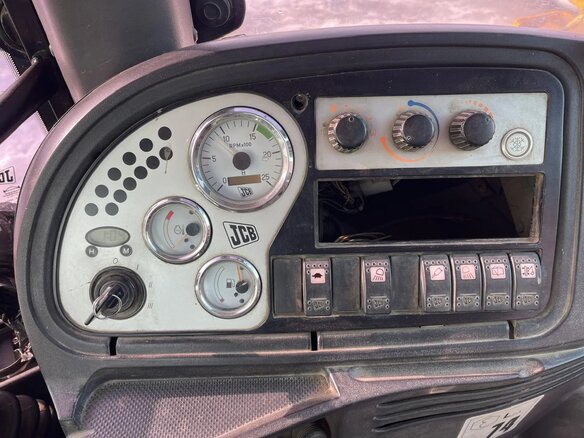 2007 JCB 3CX, жёлтый, 3800000 рублей - вид 23