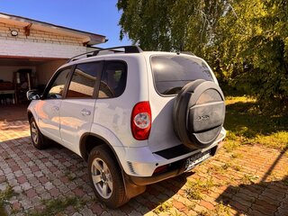2019 Chevrolet Niva I Рестайлинг, белый, 1100000 рублей, вид 4