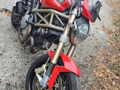 2013 Ducati Monster 1100, красный, 590000 рублей, вид 5