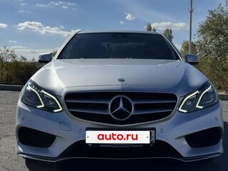 2013 Mercedes-Benz E-Класс 200 IV (W212, S212, C207) Рестайлинг, серебристый, 2000000 рублей, вид 4