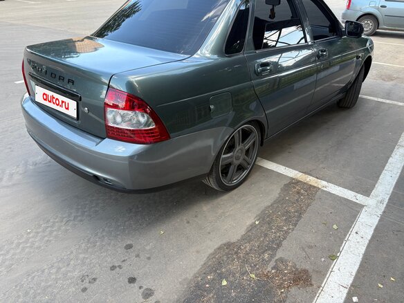 2011 Lada (ВАЗ) Priora I, серый, 299999 рублей - вид 4