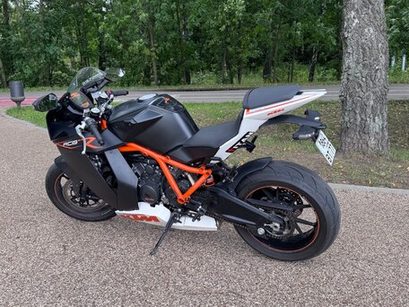 2010 KTM 1190 RC8, чёрный, 650000 рублей, вид 3