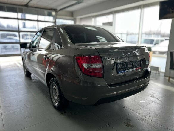 2026 Lada (ВАЗ) Granta I Рестайлинг, коричневый, 1088000 рублей - вид 3