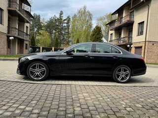 2020 Mercedes-Benz E-Класс 200 V (W213, S213, C238), чёрный, 4250000 рублей, вид 2
