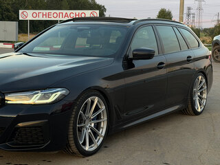 2021 BMW 5 серии 540d xDrive VII (G30/G31/G38) Рестайлинг, синий, 5900000 рублей, вид 2