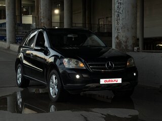 2005 Mercedes-Benz M-Класс 500 II (W164), чёрный, 884000 рублей, вид 5