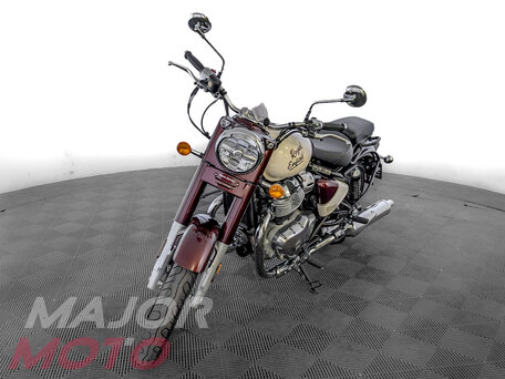 2026 Royal Enfield Classic 650, красный, 703000 рублей, вид 4