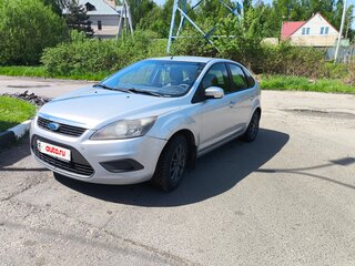2010 Ford Focus II Рестайлинг, серебристый, 415000 рублей, вид 1