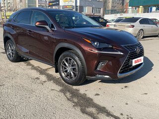 2020 Lexus NX 300 I Рестайлинг, коричневый, 4400000 рублей, вид 3