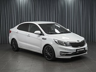 2017 Kia Rio III Рестайлинг, белый, 1369000 рублей, вид 1